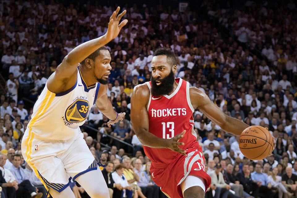 Rockets spoil Warriors’ opening night | GMA News Online