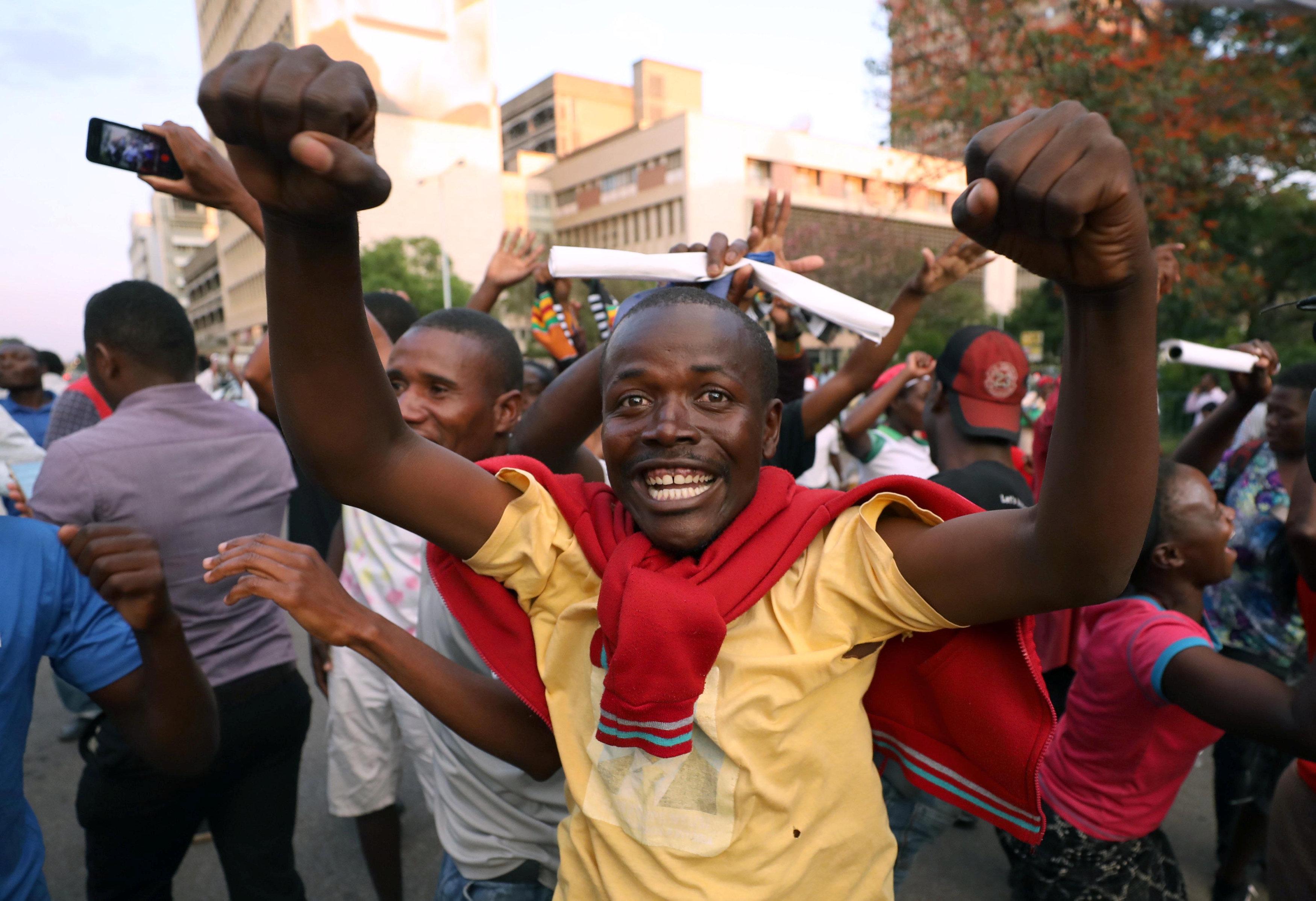 Ной хараре. Хараре Зимбабве. Zimbabwean English. Former name of Zimbabwe. Zimbabwe people City.