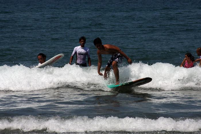 Surf's down: San Juan, La Union beach closed amid bad weather