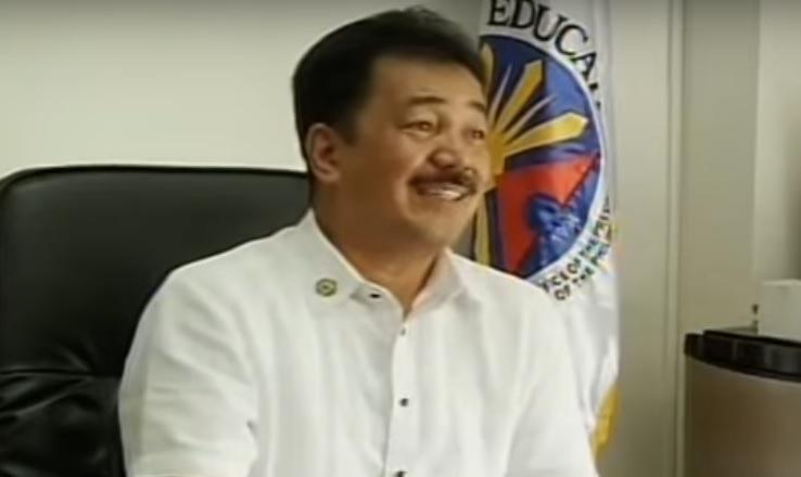 Suspended CHED official files graft raps vs. De Vera