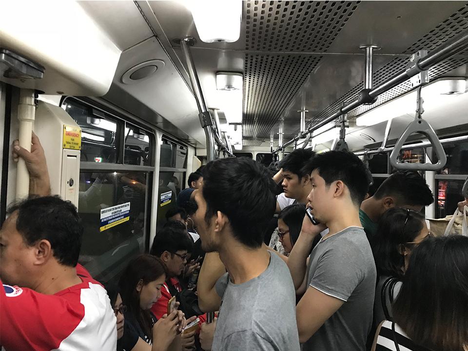 MRT3 exec apologizes over disrupted train ops | GMA News Online