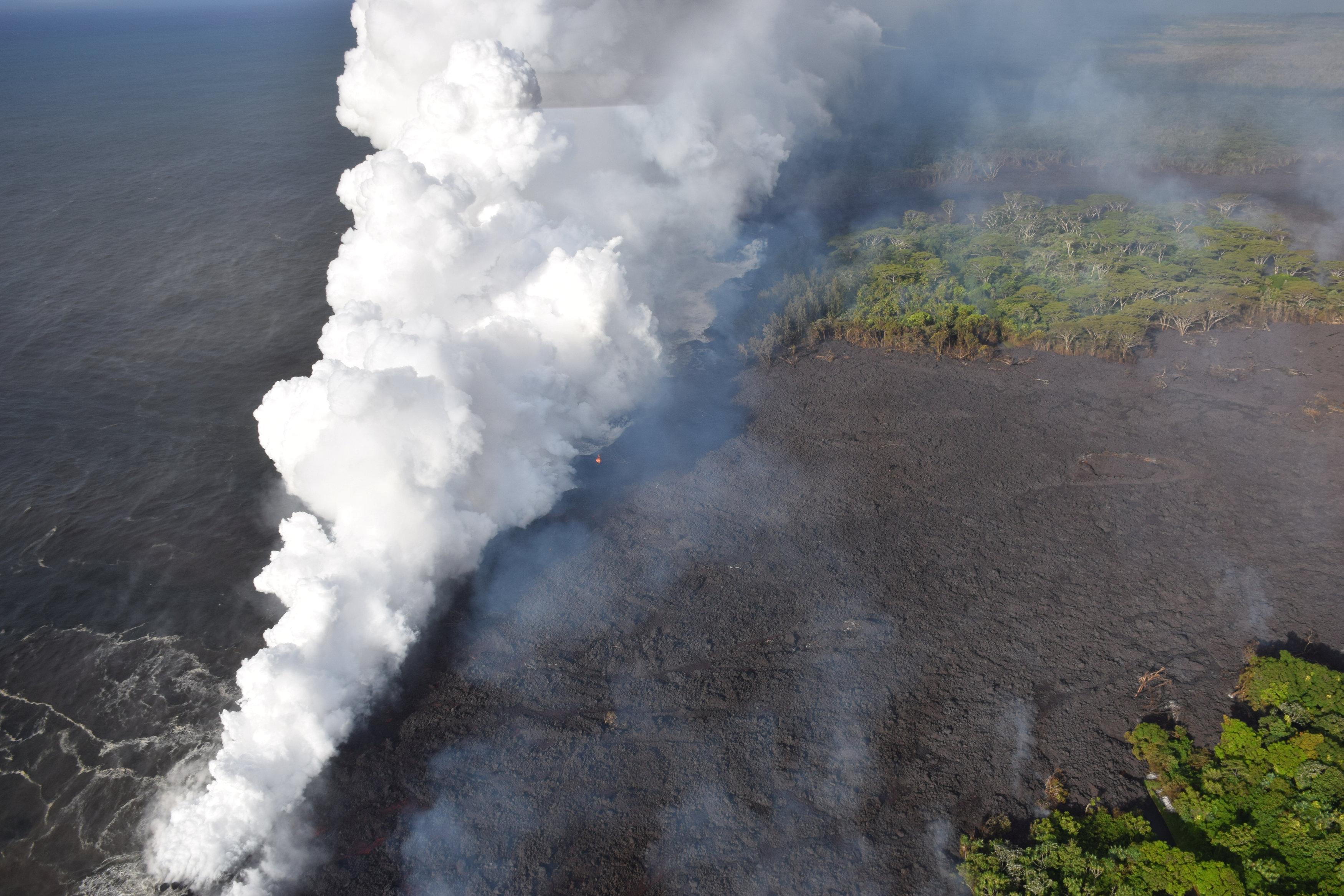 Hawaii lava approaches geothermal power plant GMA News