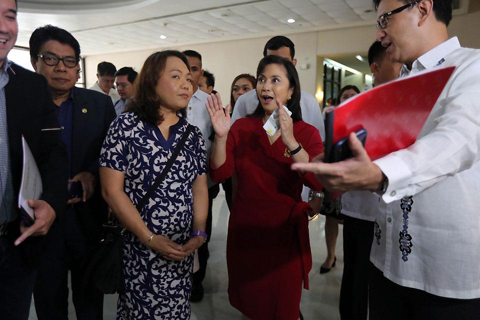 Robredo attends House hearing on OVP budget | Photos | GMA News Online