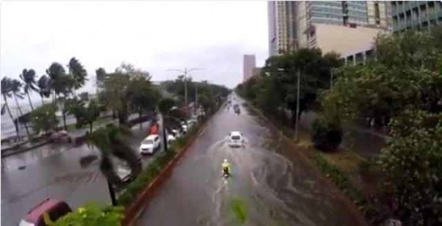 Roxas Boulevard gets flooded due to Ompong