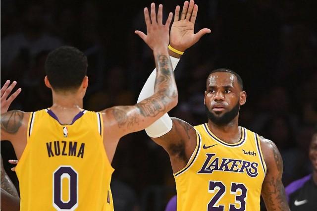 Warriors face LeBron's Lakers in Christmas NBA feast | Sports ...