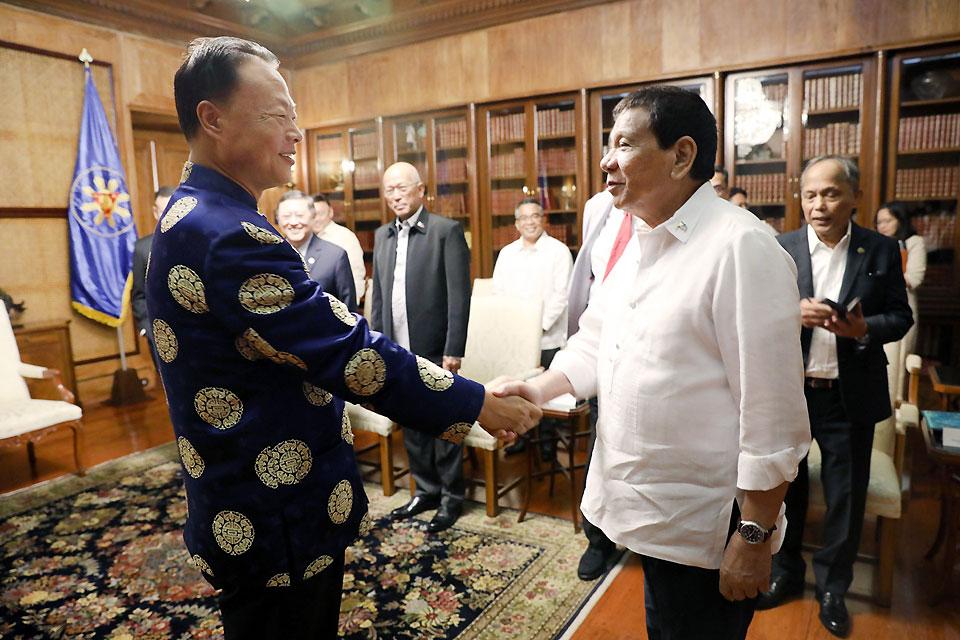 Duterte Thanks Outgoing Ambassador Zhao For Robust Phl China Relations Gma News Online 0049