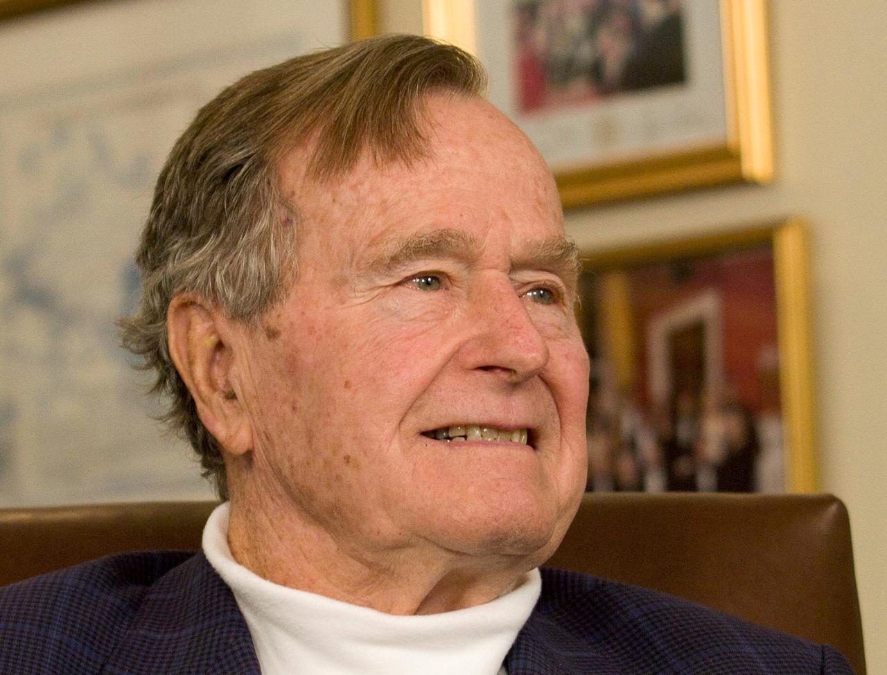 Former Us President George Hw Bush Dead At 94 Gma News Online