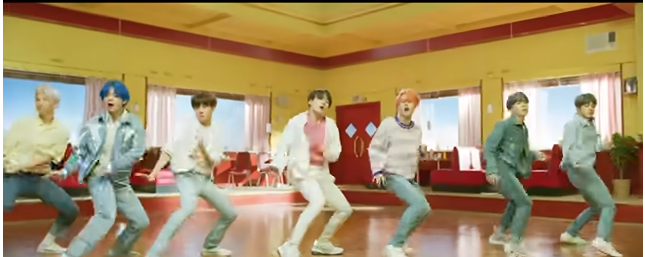 K-pop Phenomenon Bts First Korean Act To Top Uk Chart 