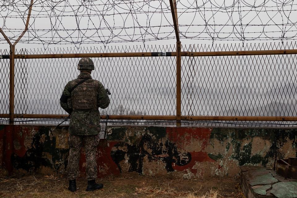 Korea Utara salahkan ‘benda asing’ di dekat perbatasan dengan Korea Selatan atas wabah COVID-19 GMA News Online