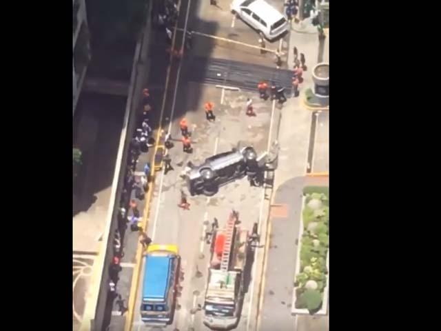 Vehicle Falls Off Ortigas Hotel; Driver Injured 