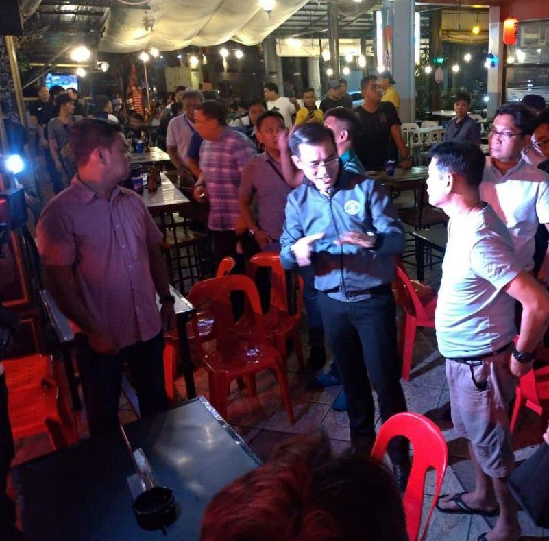 Mayor Isko leads closure of liquor stores along Taft Avenue GMA News