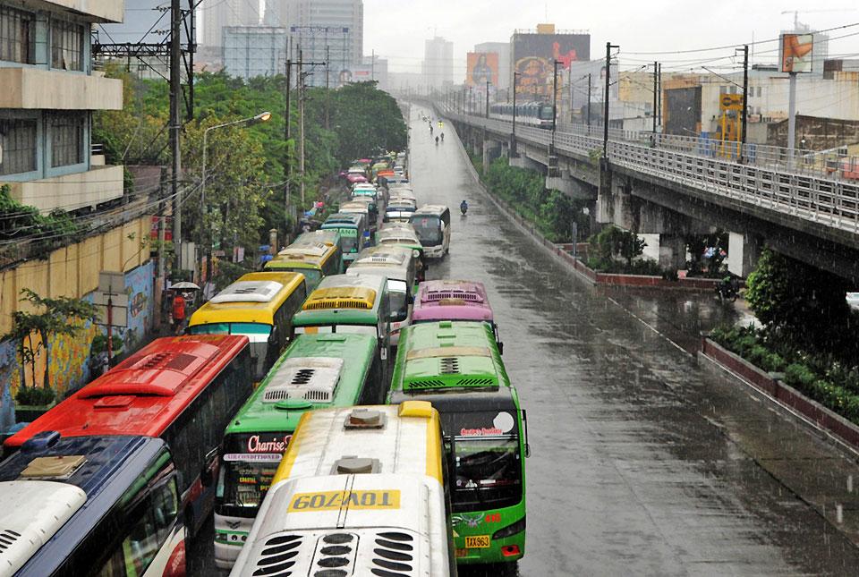 Route Rationalization Eyed Vs. EDSA Traffic | GMA News Online