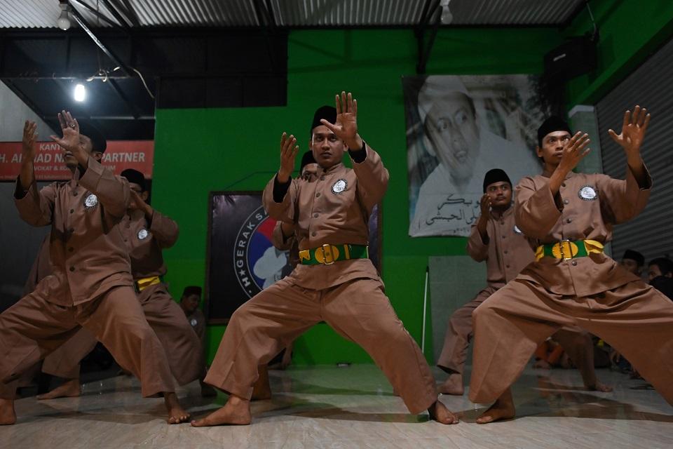 Indonesian martial art pencak silat gets UNESCO heritage status GMA