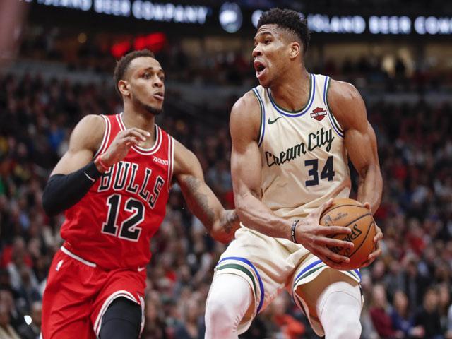 Greek Freak returns to power Bucks vs. Bulls | Photos | GMA News Online