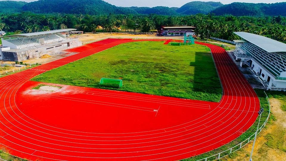 DPWHSurigao Norte unveils newly built Siargao Sports Complex gym and