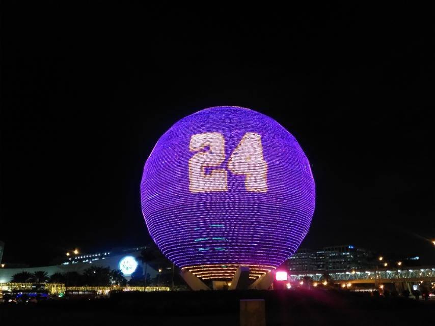 Malls across the Philippines turn purple and gold in honor of Kobe Bryant