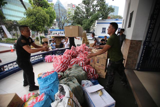 Cops prepare more relief packs for Taal Volcano eruption victims ...