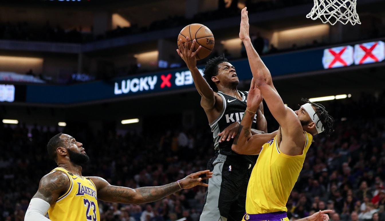 Lakers rebound to dominate Kings GMA News Online