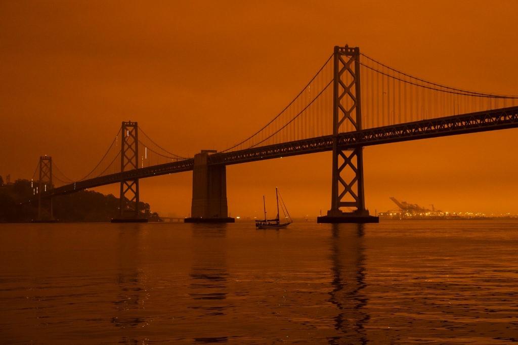California wildfires Bay bridge orange glow