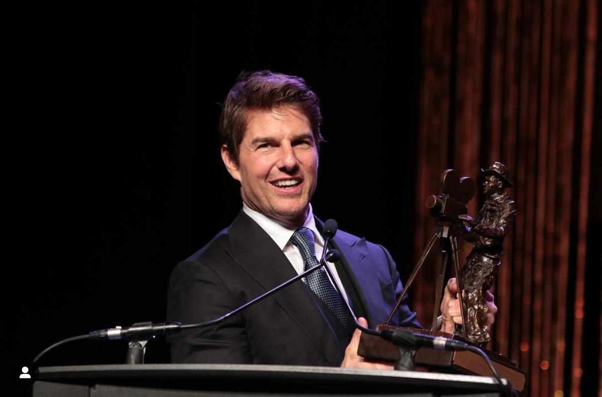 Tom Cruise set to fly to outer space October 2021