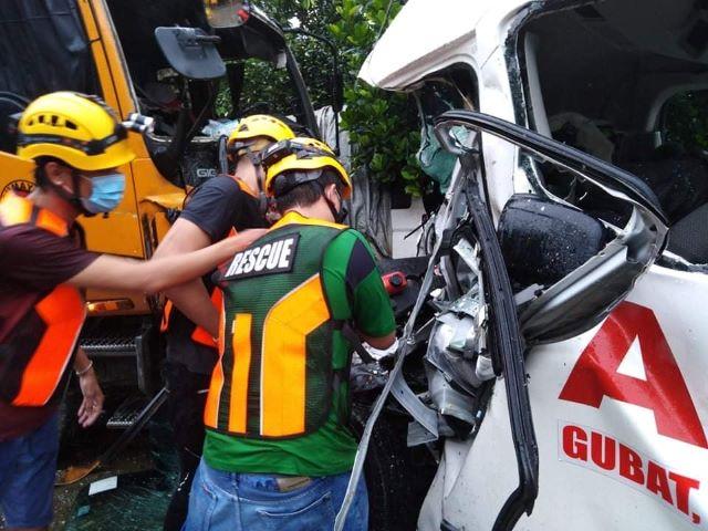 4 killed in Quezon truck-ambulance smashup —local authorities