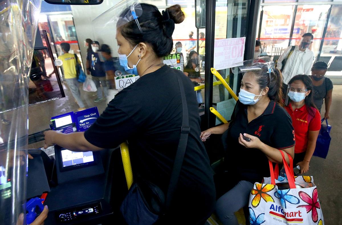 LTFRB reminds passengers to follow health protocols in public transportation