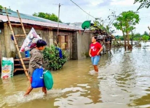 Families Flee Homes Anew As Nonstop Rains Cause Flooding In Tuguegarao