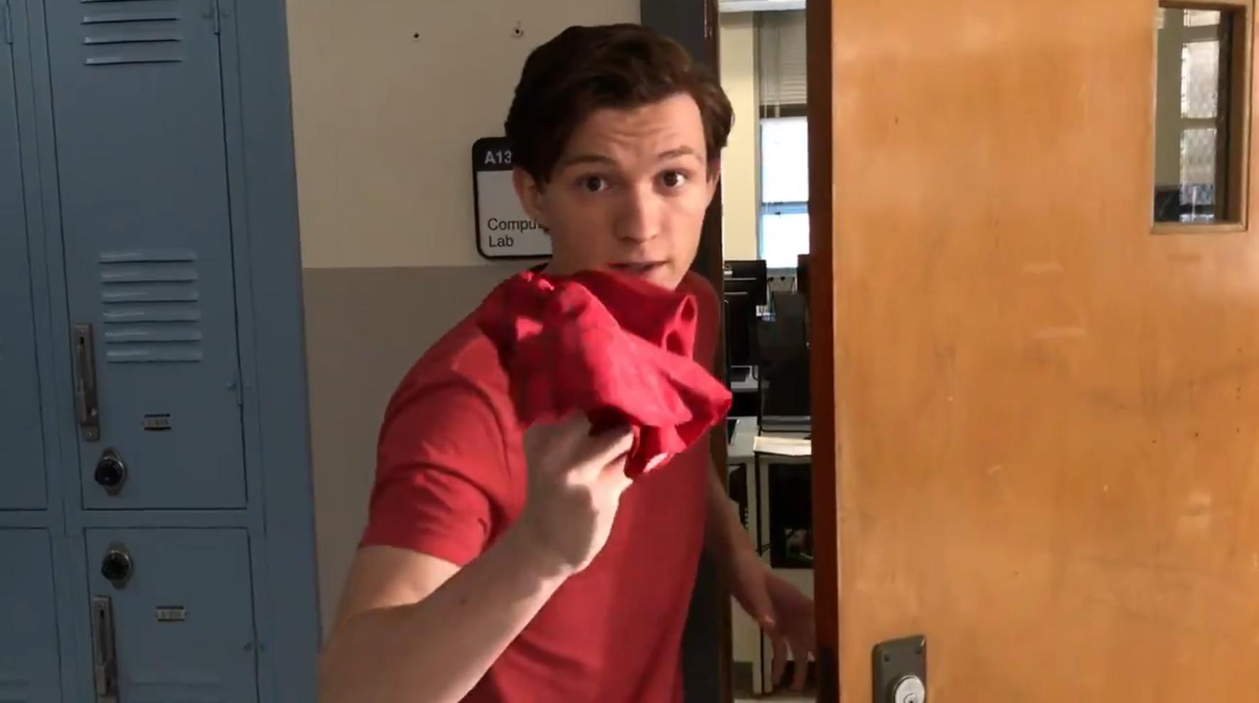 Tom Holland Lends His SpiderMan Suit To A Heart T