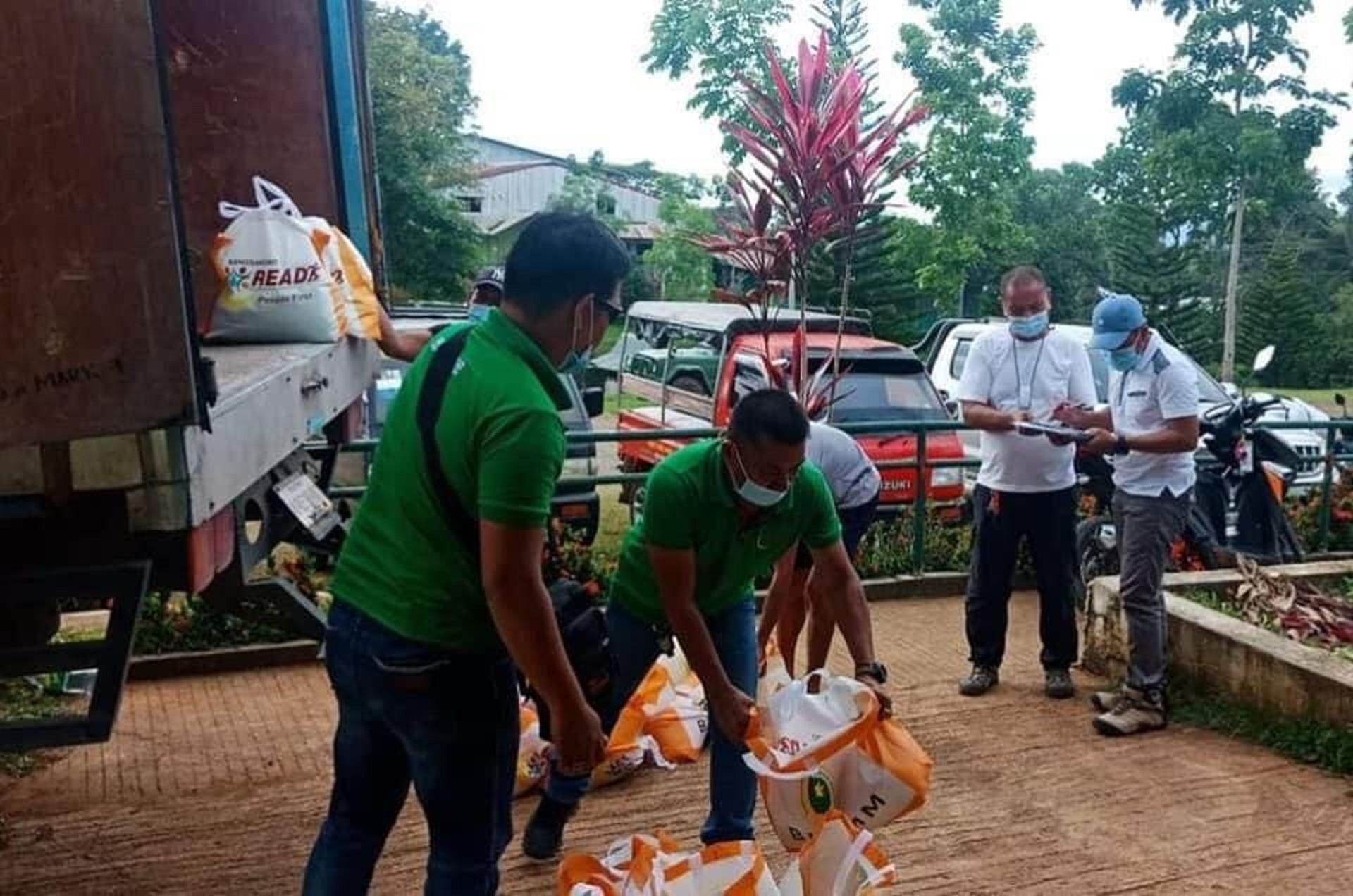 BARMM gov’t sends aid to South Upi residents affected by attacks | GMA ...