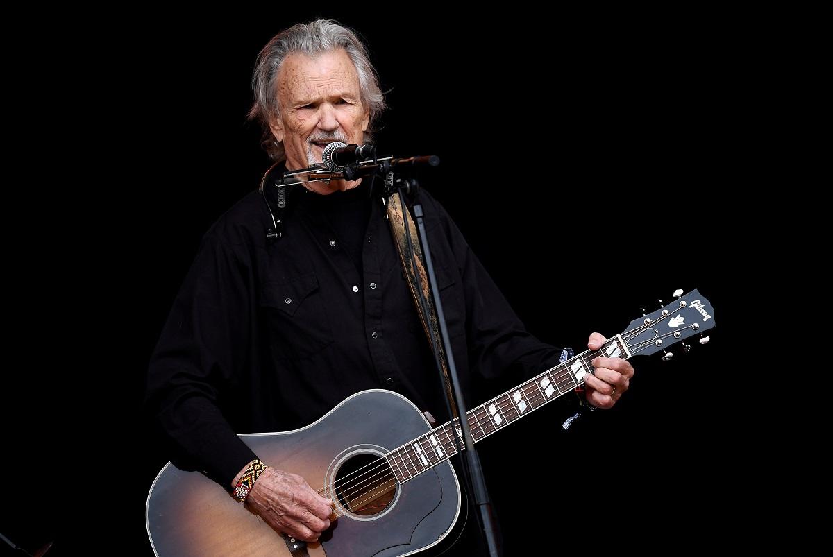 Country star, actor Kris Kristofferson dead at 88