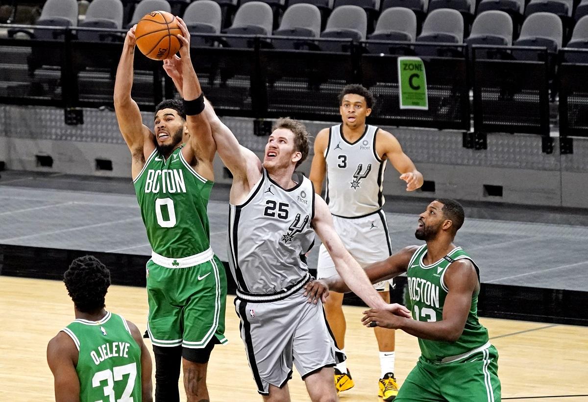 Spurs win backandforth battle with Celtics Photos GMA News Online