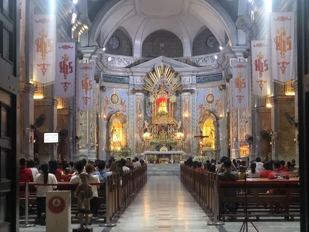 Sto. Niño devotees flock to Tondo parish for Mass | Photos | GMA News ...
