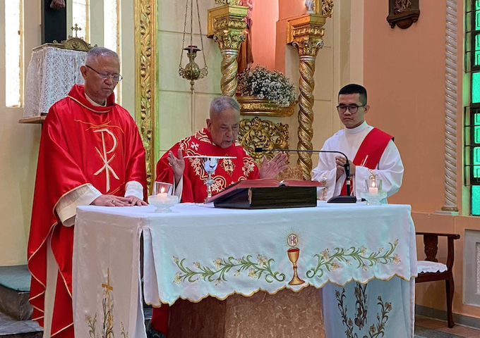 Retired bishop, priest in Cebu both test positive for COVID-19