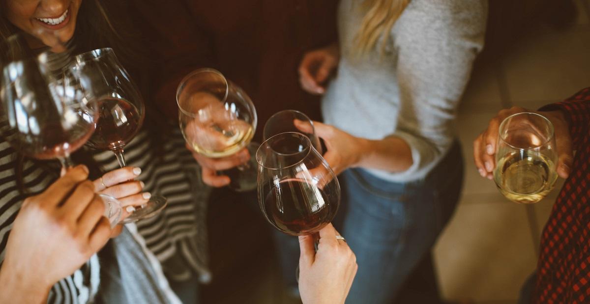 This Taguig restaurant is offering free drinks for the ladies to