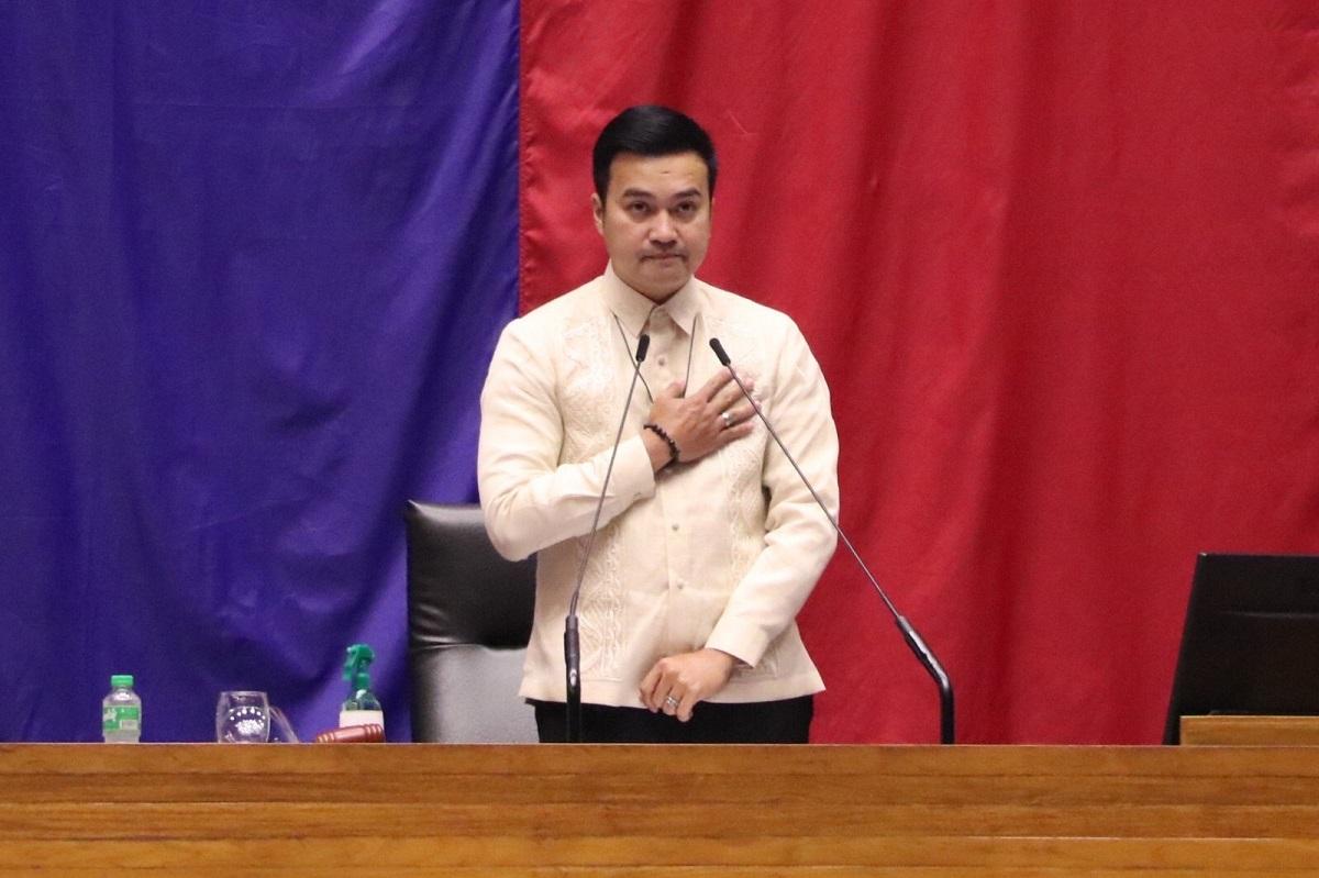 Pembicara memuji langkah-langkah ekonomi saat DPR menunda sesi GMA News Online