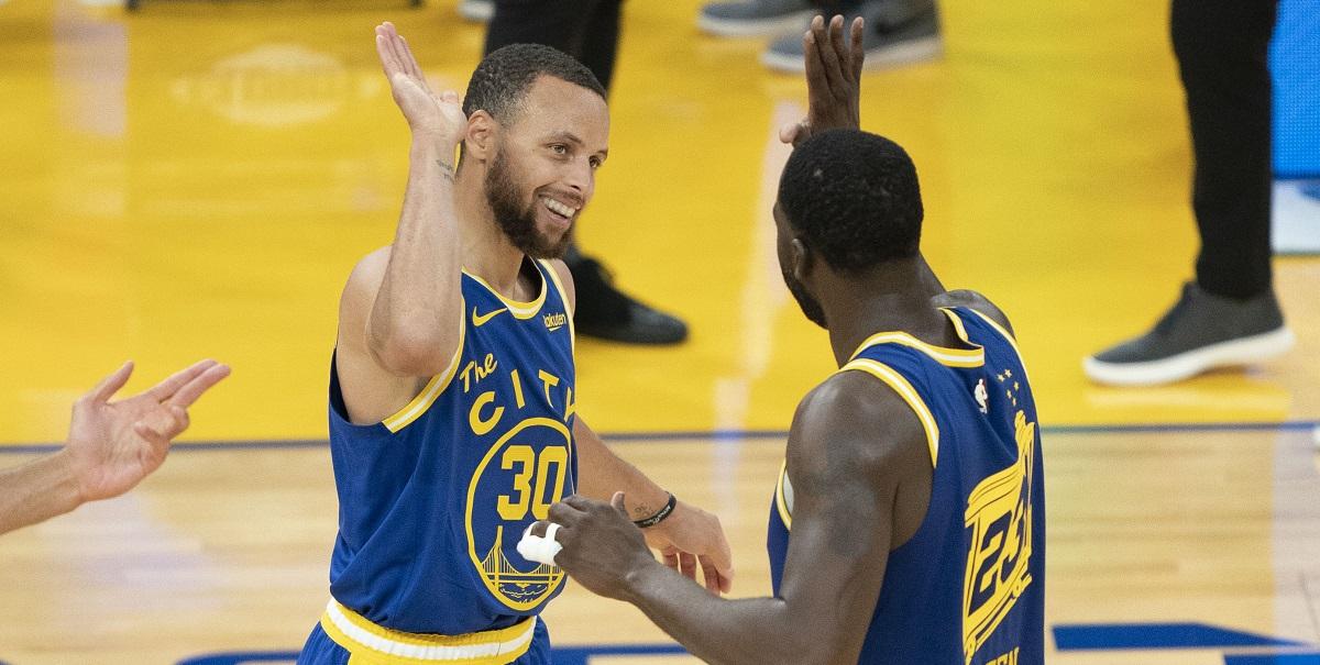 Stephen Curry, Warriors down Jazz, clinch play-in bid │ GMA News Online