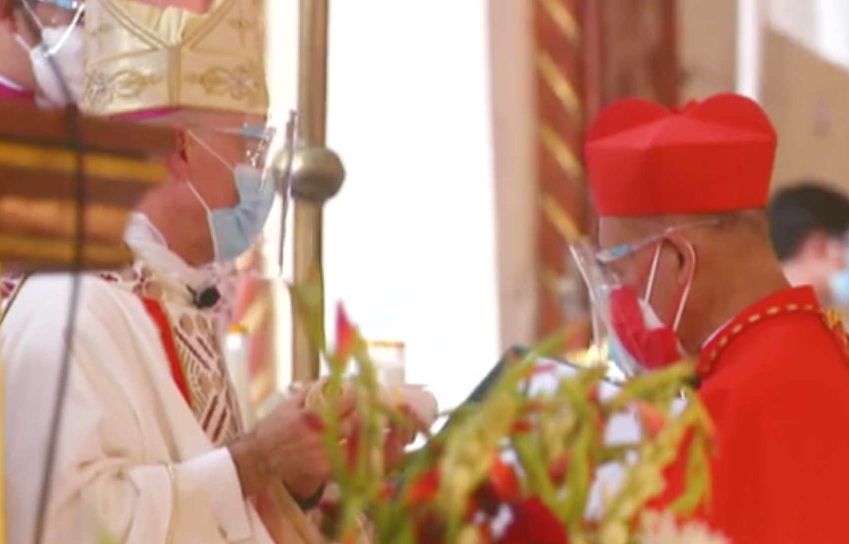 Cardinal Advincula dons 'red hat'