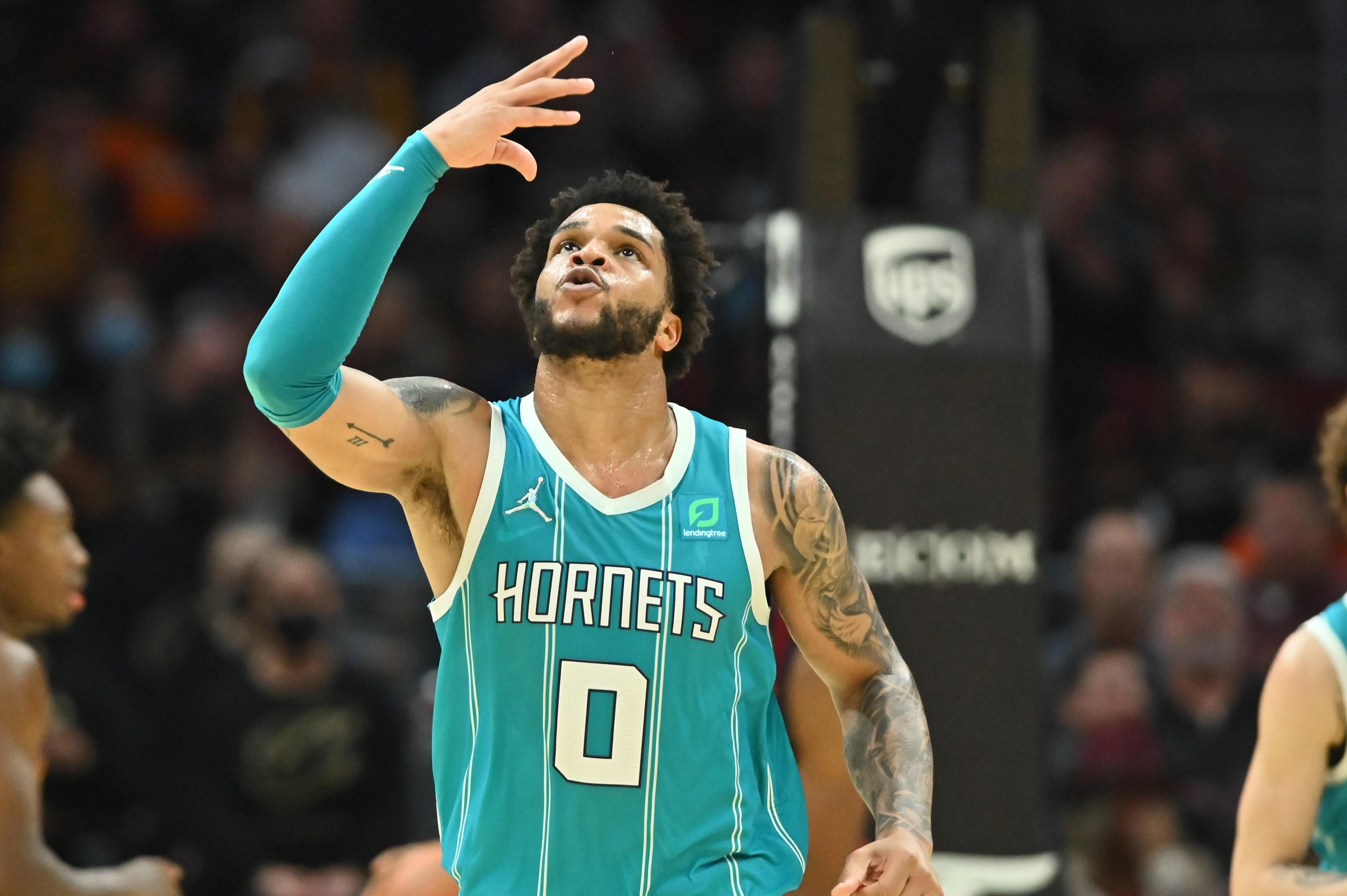 Hornets” Miles Bridges apologizes for ‘pain and embarrassment” thumbnail