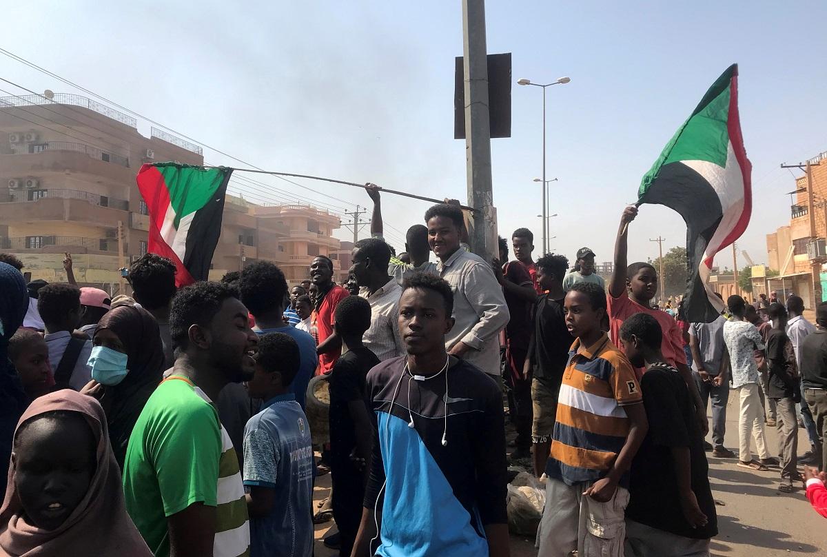 Setidaknya 15 orang ditembak mati dalam protes anti-kudeta di Sudan, kata petugas medis