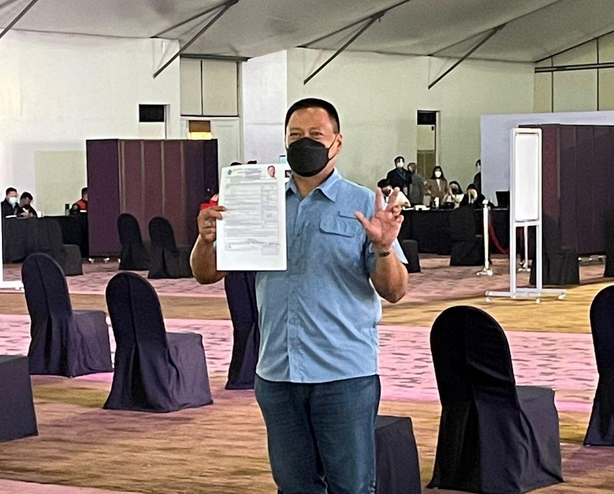 JV Ejercito files COC for senator in Eleksyon 2022