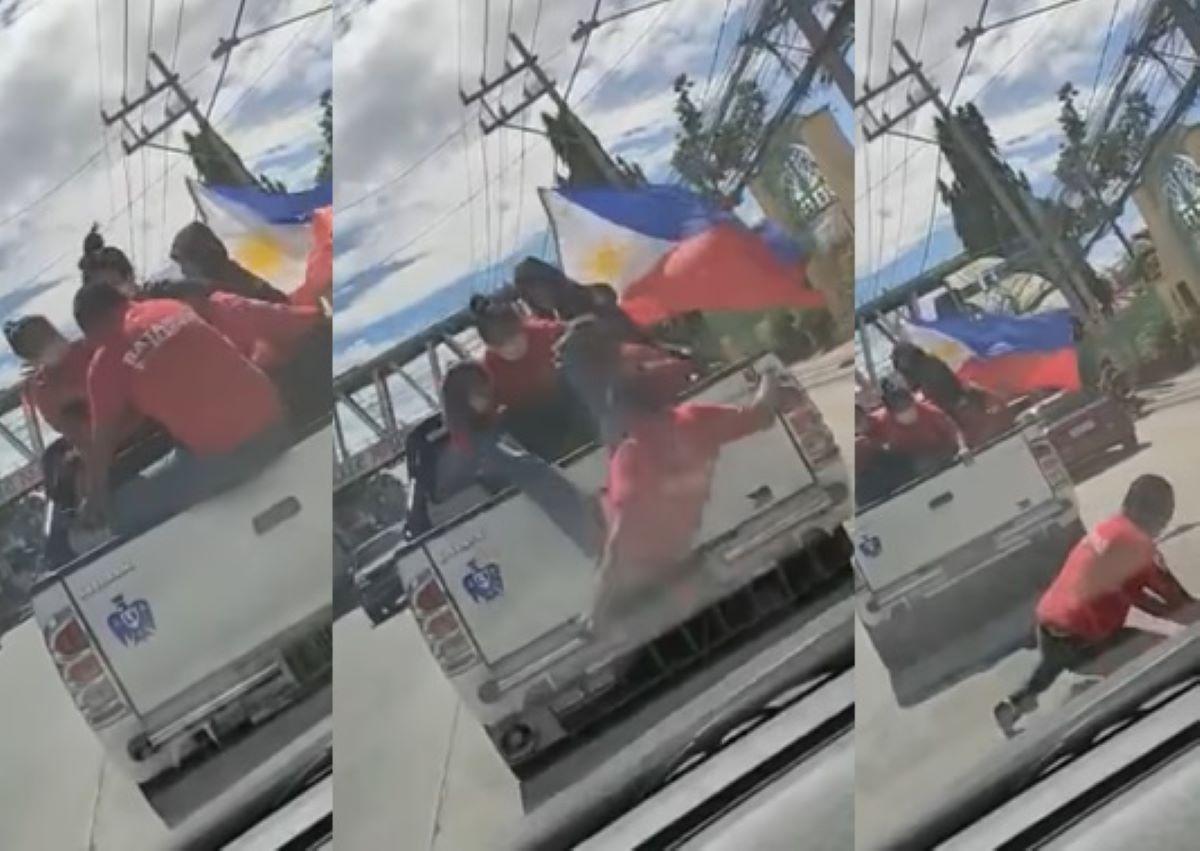 Video pria jatuh di belakang truk pick-up, menjadi viral
