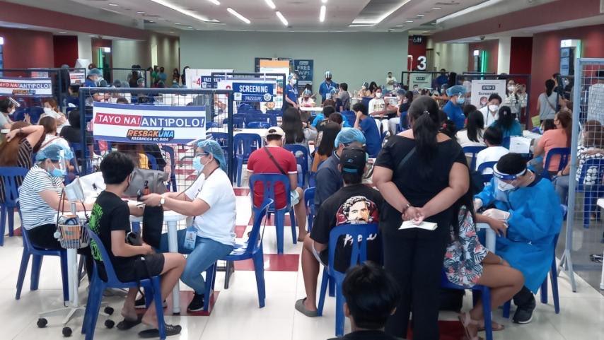 66 mal SM bergabung dalam program vaksinasi 3 hari vs. COVID-19 GMA News Online