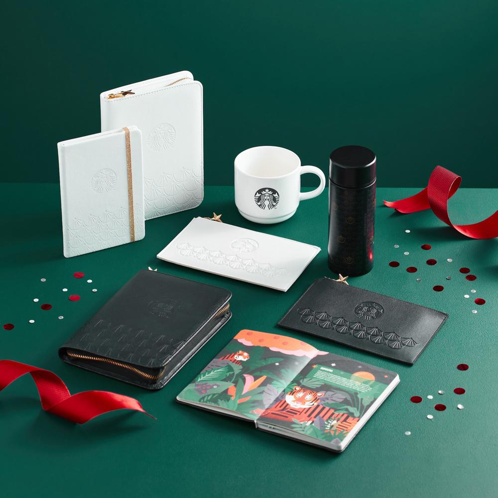 The Starbucks 2022 planners are here, along with new sets and new