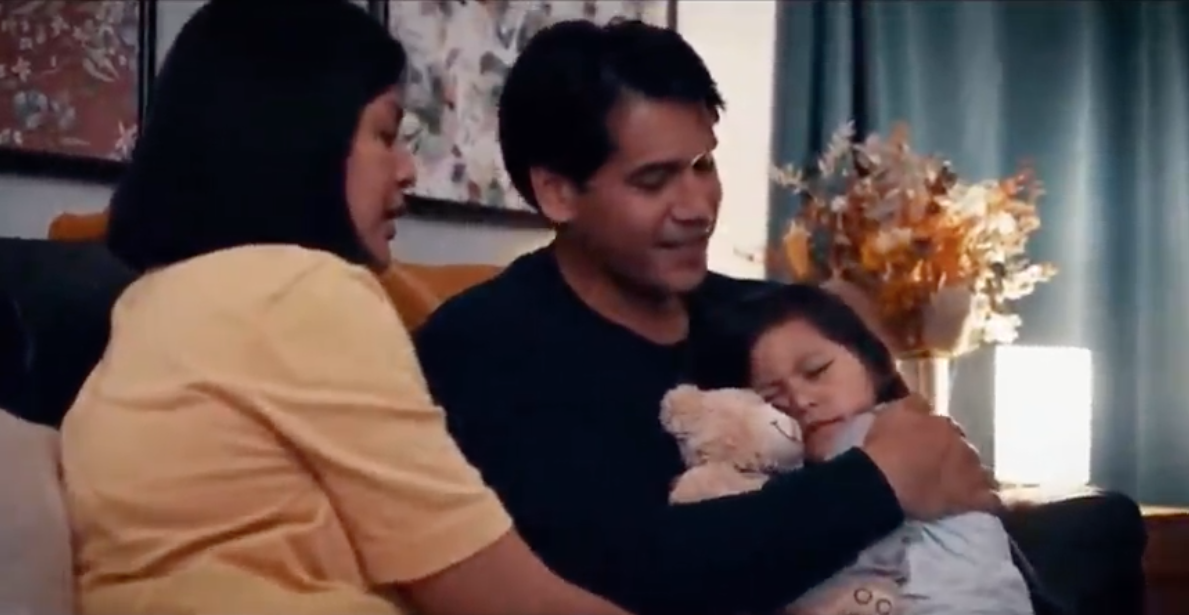 Rich Asuncion dan keluarga muncul di iklan Australia GMA News Online