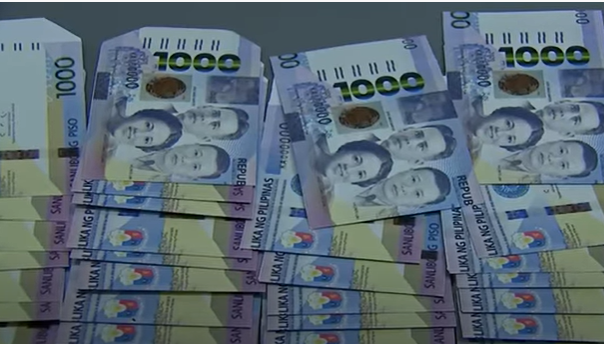 Penjual amplop uang tunai yang terlihat seperti pecahan Rp1.000 disita GMA News Online