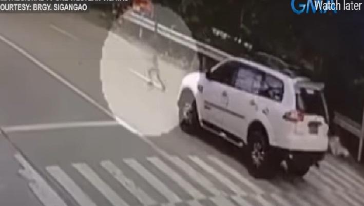 Anak yang tiba-tiba menyeberang jalan, ditabrak SUV di Iloilo