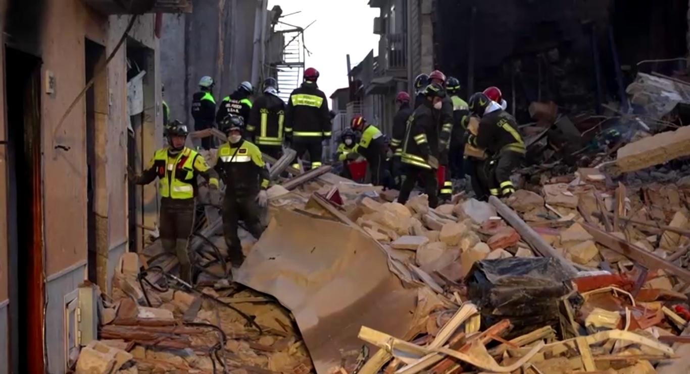 Three dead, six missing in Sicily buildings blast | GMA News Online