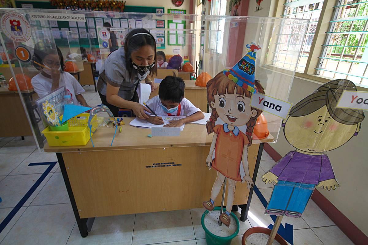 DepEd expects all schools to conduct face-to-face classes by June 2022
