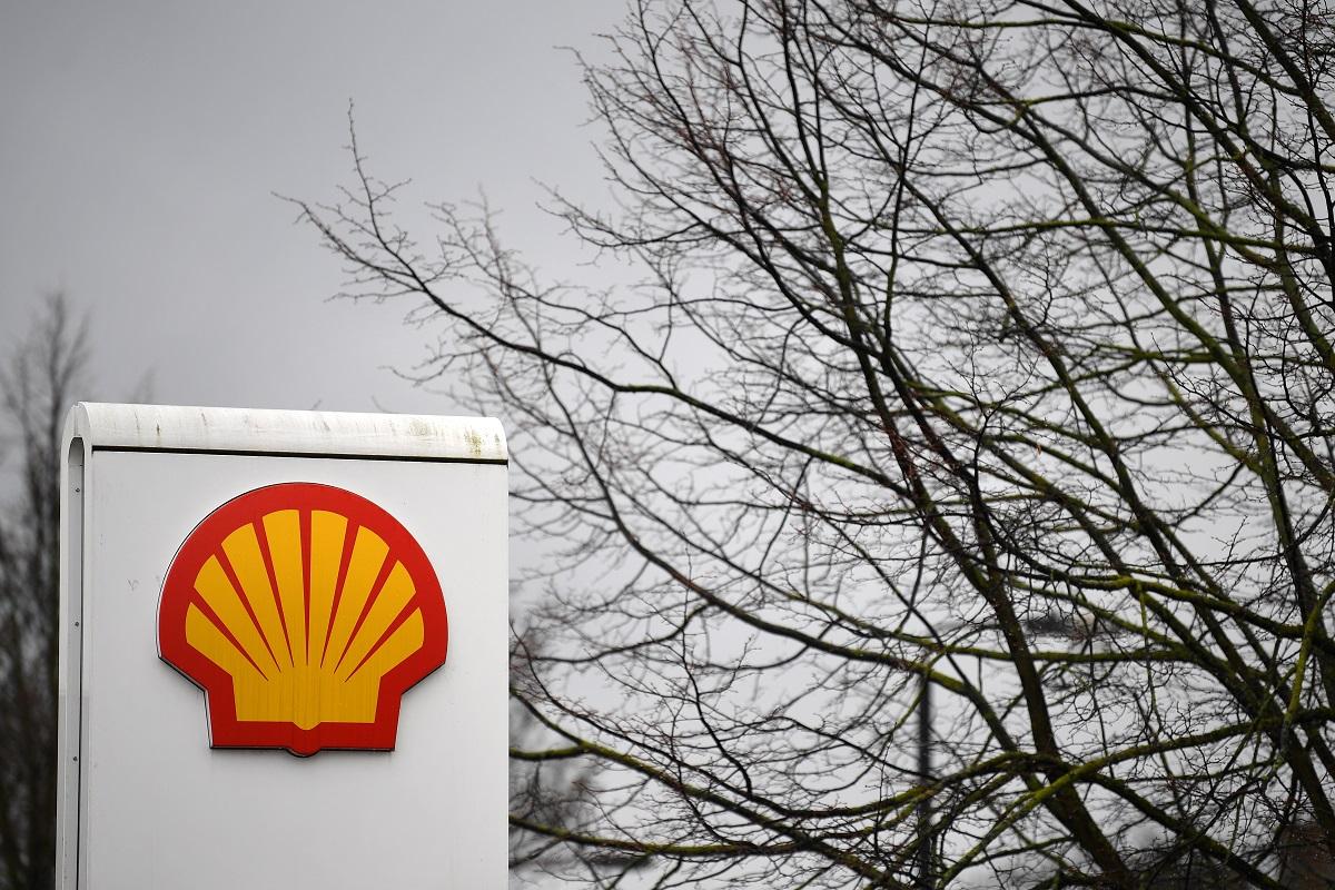 Shell akan berhenti membeli minyak mentah Rusia, mengeluarkan permintaan maaf GMA News Online