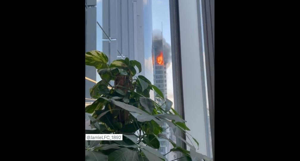 London fire brigade tackle blaze in high-rise apartment block | GMA ...